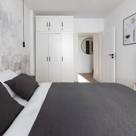 Stylowy W Centrum Poznania ポズナン